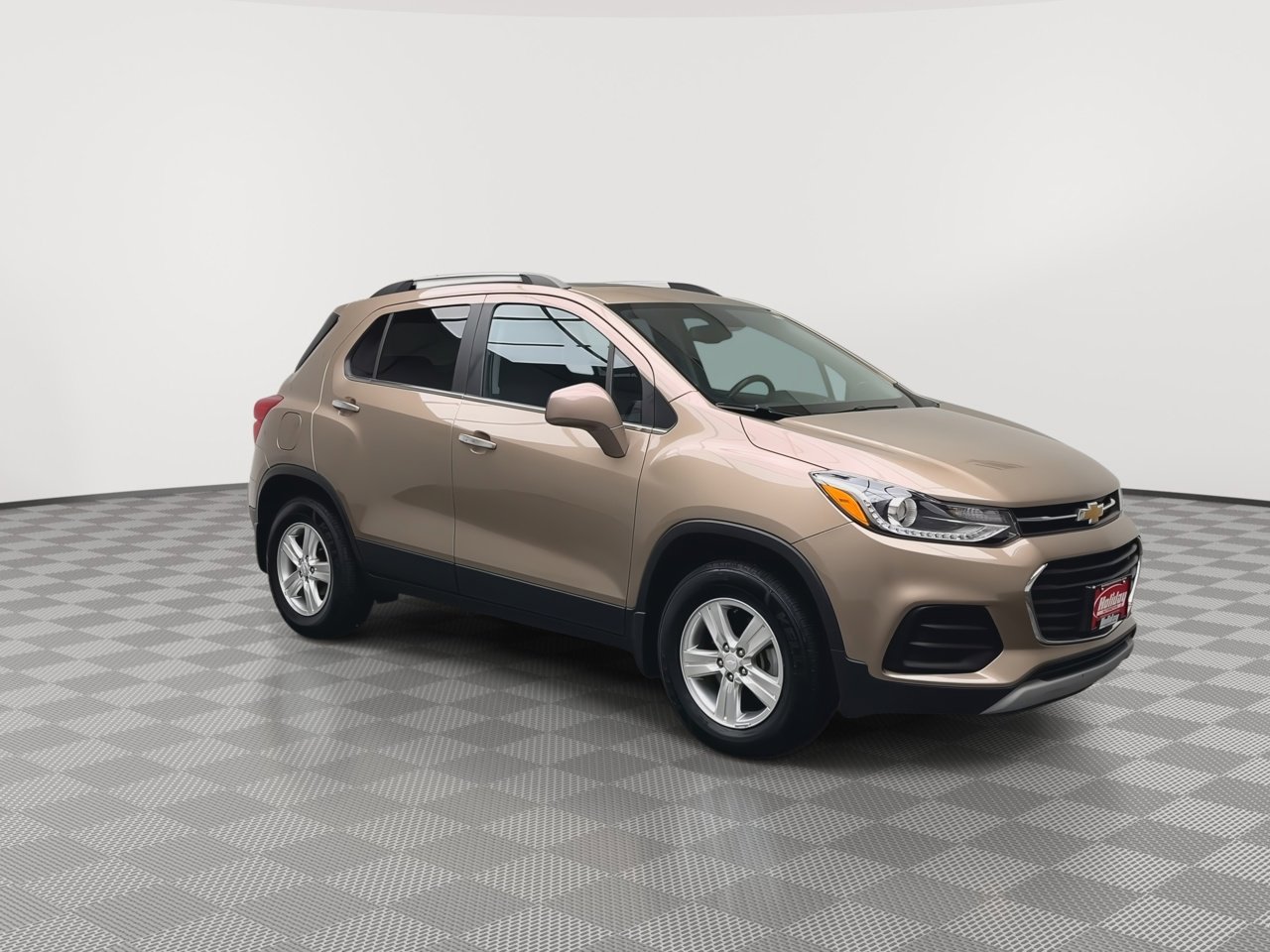 Used 2019 Chevrolet Trax LT w/ Sun & Sound Package AWD/4WD image 32