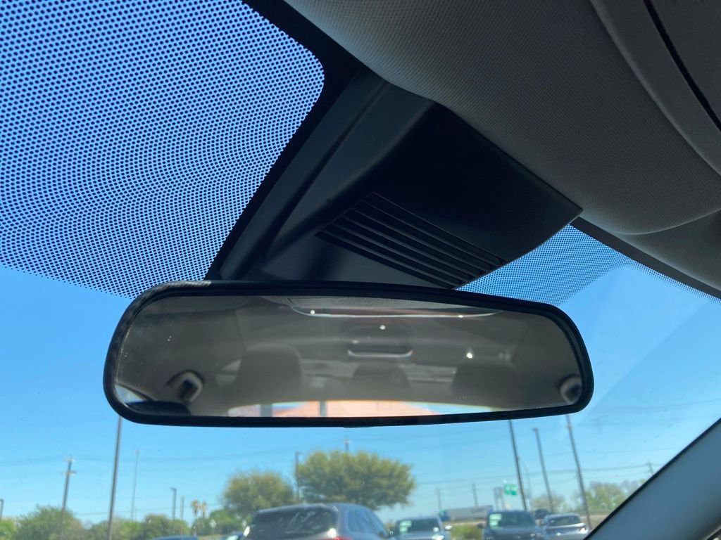 Used 2025 Nissan Altima 2.5 SV image 25