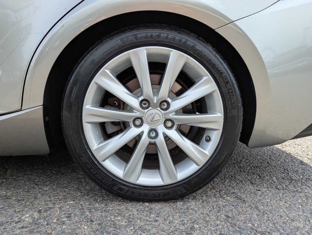 Used 2016 Lexus IS 300 AWD w/ Premium Package image 47