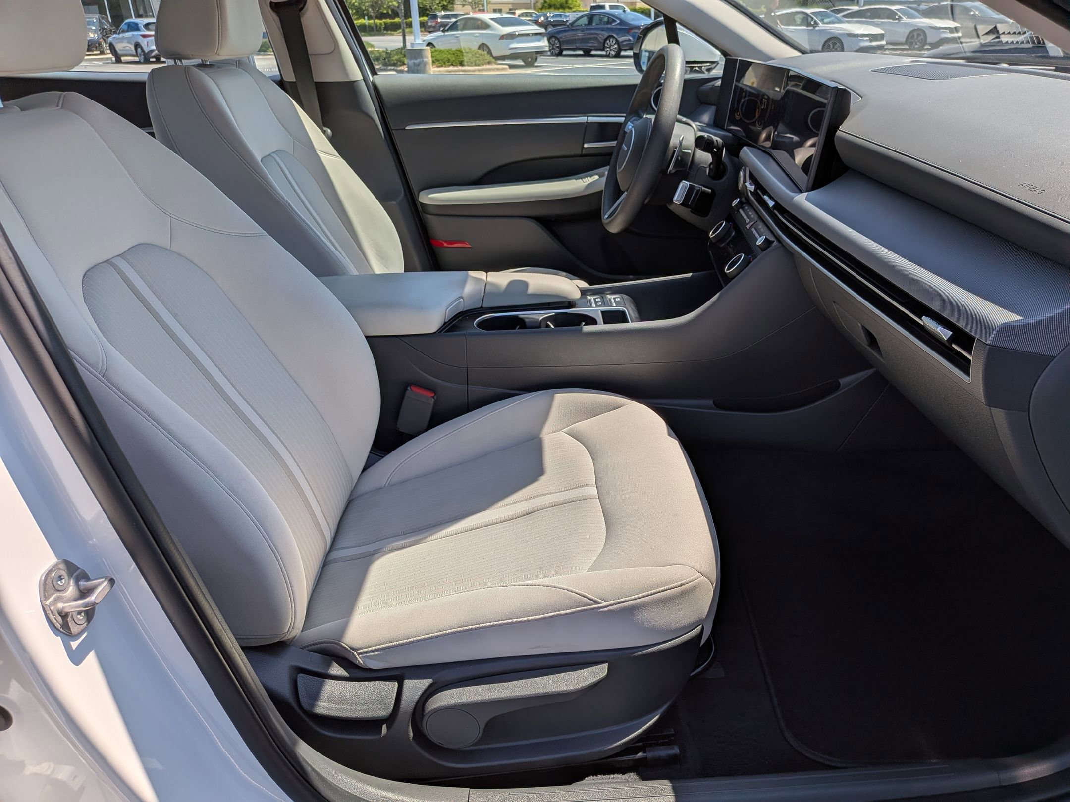 Used 2025 Hyundai Sonata SEL FWD image 36