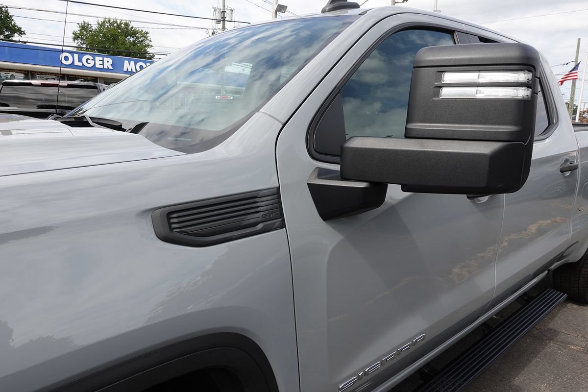 Used 2024 GMC Sierra 1500 Pro w/ Graphite Edition AWD/4WD image 7