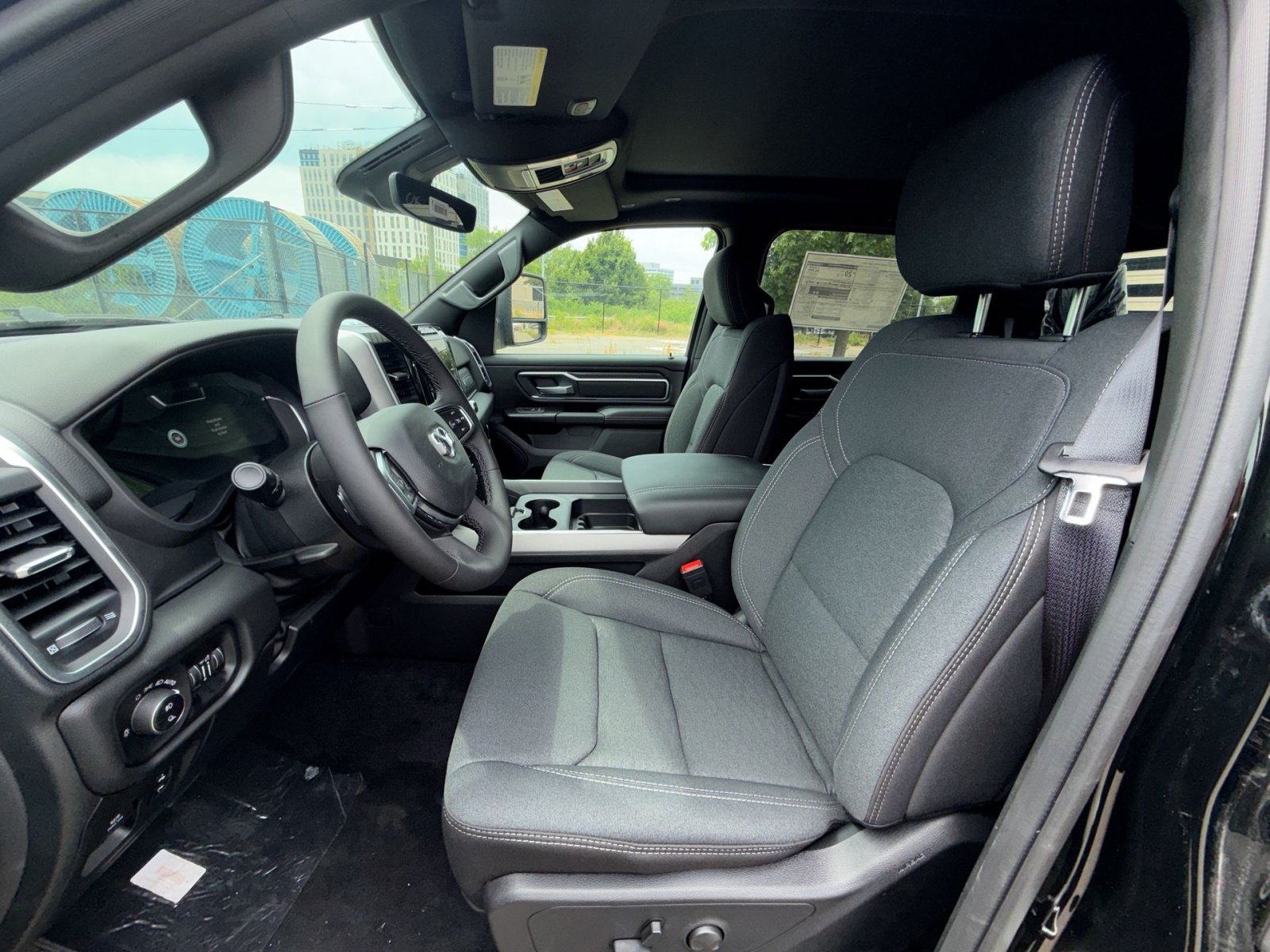 New 2026 RAM 1500 Big Horn AWD/4WD image 13