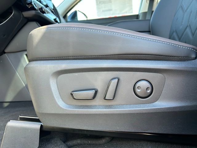 New 2026 Nissan Pathfinder Platinum image 32