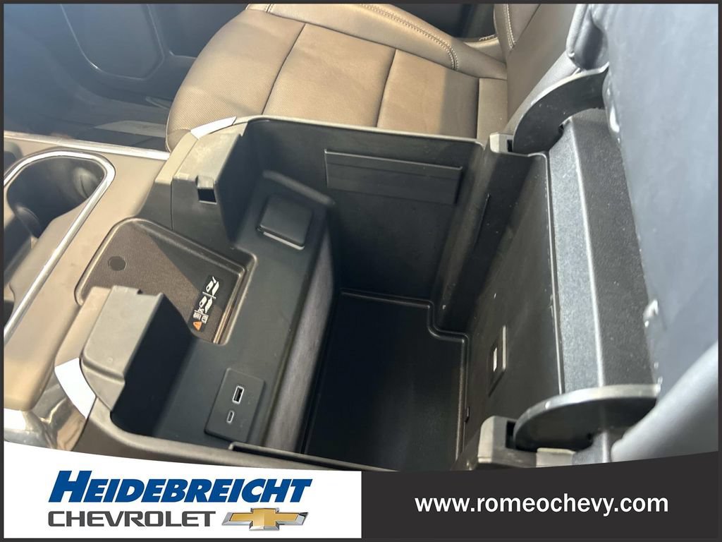 Used 2024 Chevrolet Silverado 2500 LTZ w/ LTZ Plus Package AWD/4WD image 30