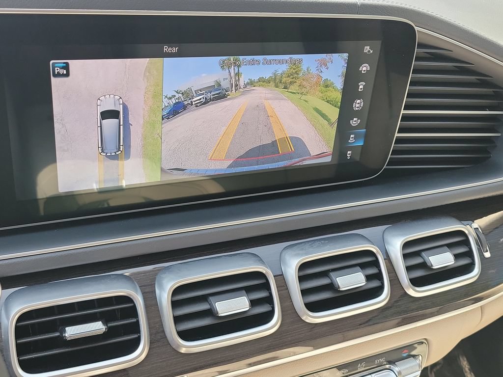 Used 2020 Mercedes-Benz GLS 450 4MATIC image 15