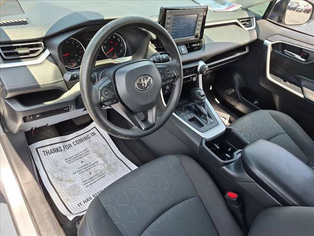 Used 2022 Toyota RAV4 XLE w/ Convenience Package FWD image 10