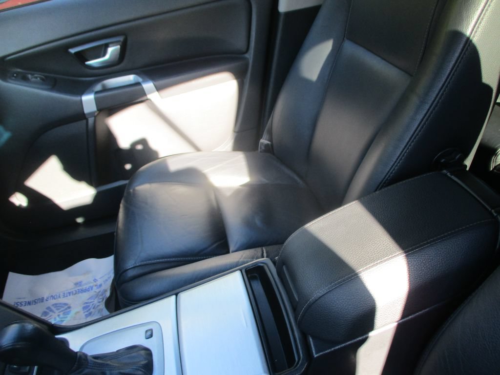 Used 2014 Volvo XC90 3.2 w/ Climate Package AWD/4WD image 10