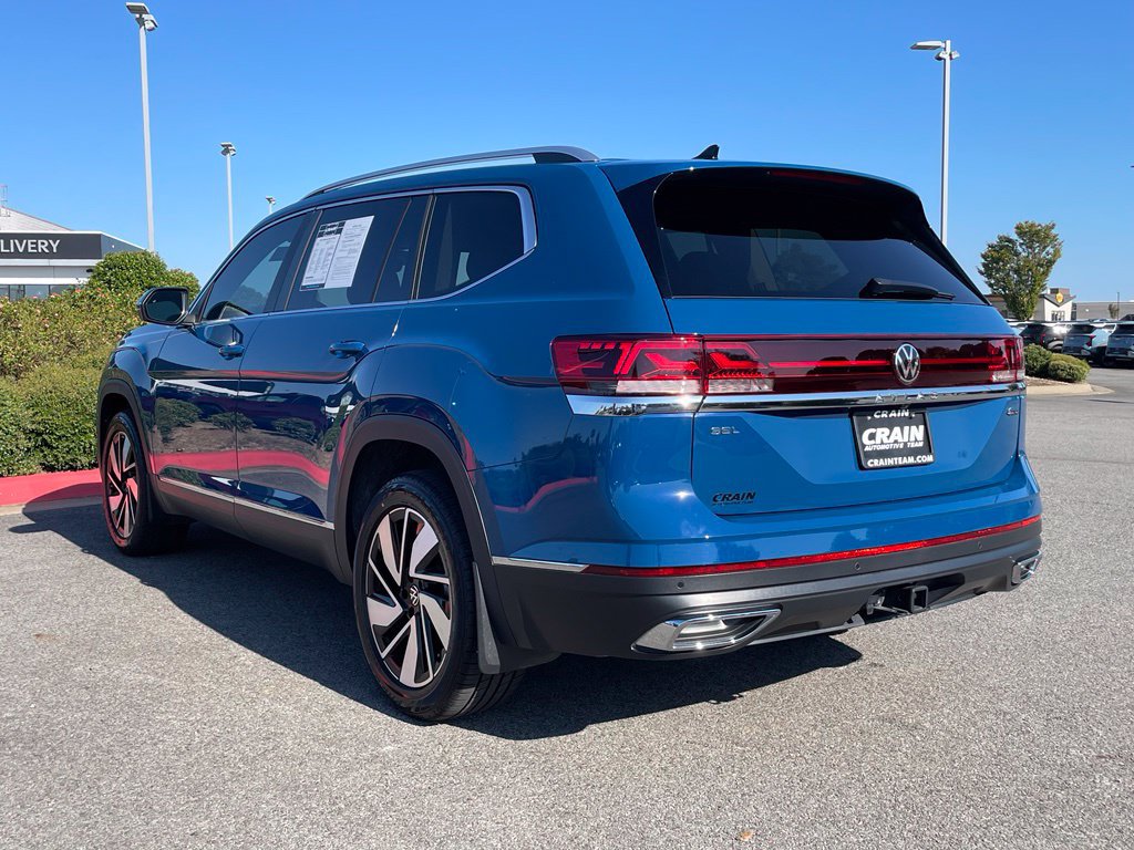 Used 2025 Volkswagen Atlas SEL AWD/4WD image 4