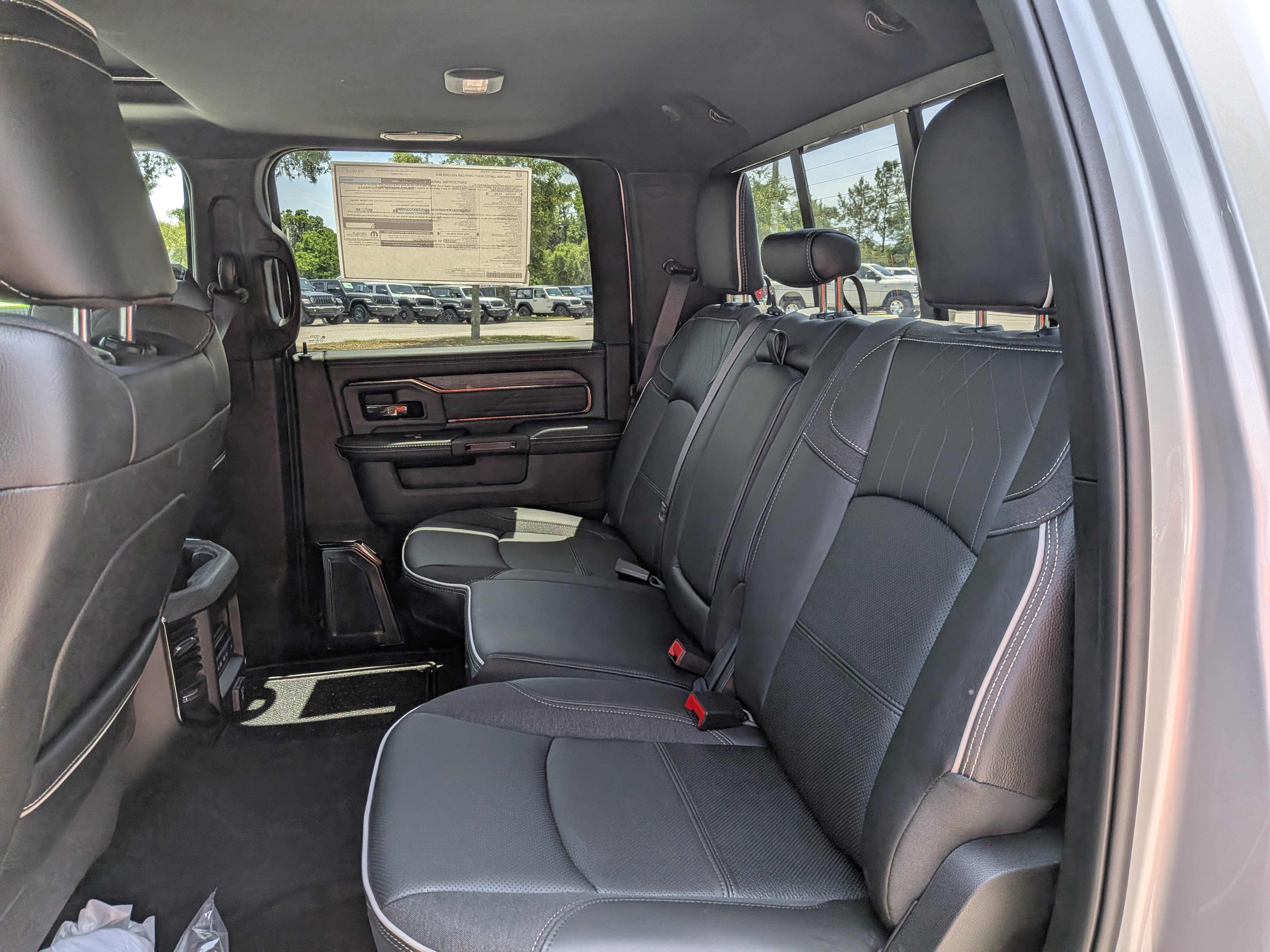 New 2026 RAM 3500 Limited AWD/4WD image 13