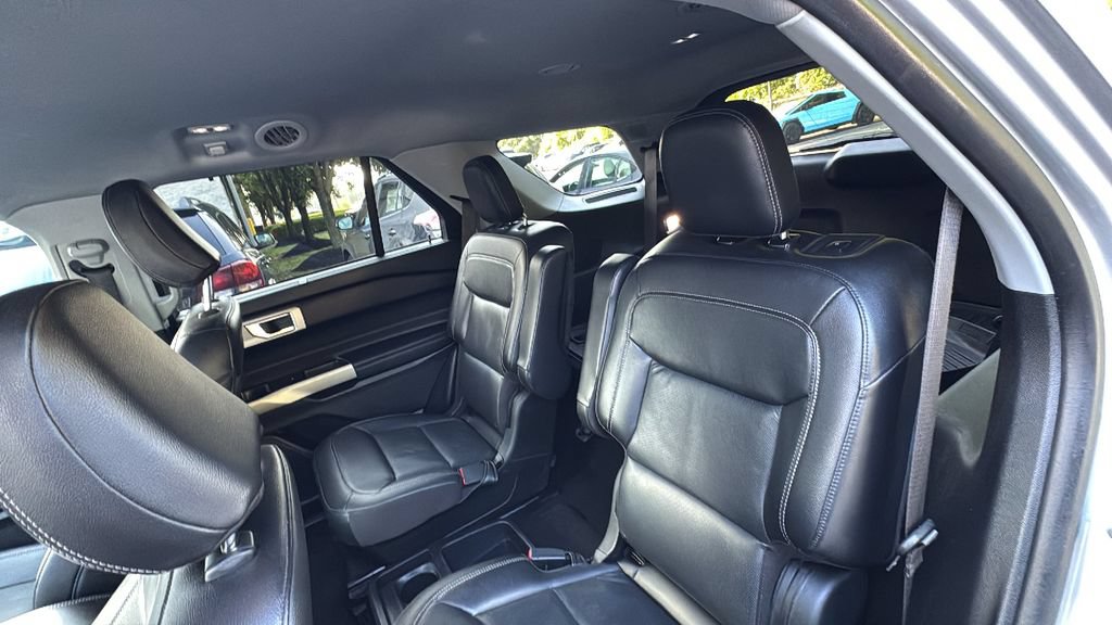 Used 2021 Ford Explorer Limited AWD/4WD image 25
