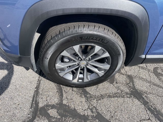 Used 2026 Chevrolet Equinox LT w/ LPO, Floor Liner Package AWD/4WD image 21