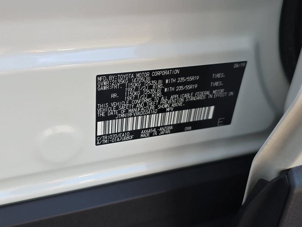Used 2019 Toyota RAV4 Limited AWD/4WD image 38