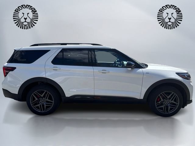 Used 2025 Ford Explorer ST-Line w/ Premium Package AWD/4WD image 4