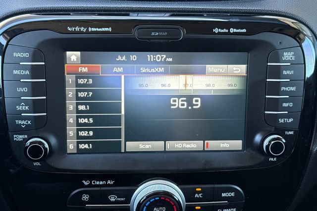 Used 2014 Kia Soul + w/ Audio Package FWD image 23