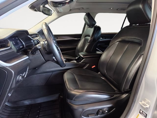 Used 2021 Jeep Grand Cherokee L Limited w/ Trailer Tow Group (B) AWD/4WD image 11