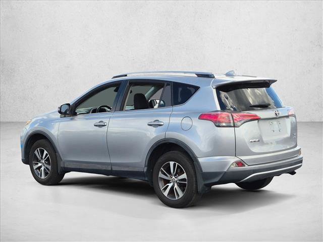 Used 2018 Toyota RAV4 XLE w/ Plus Extra Value Package AWD/4WD image 7