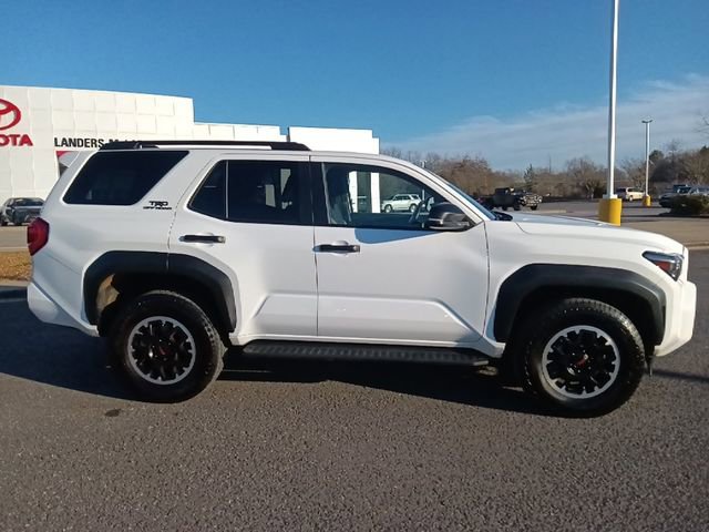 Used 2025 Toyota 4Runner TRD Off-Road image 2