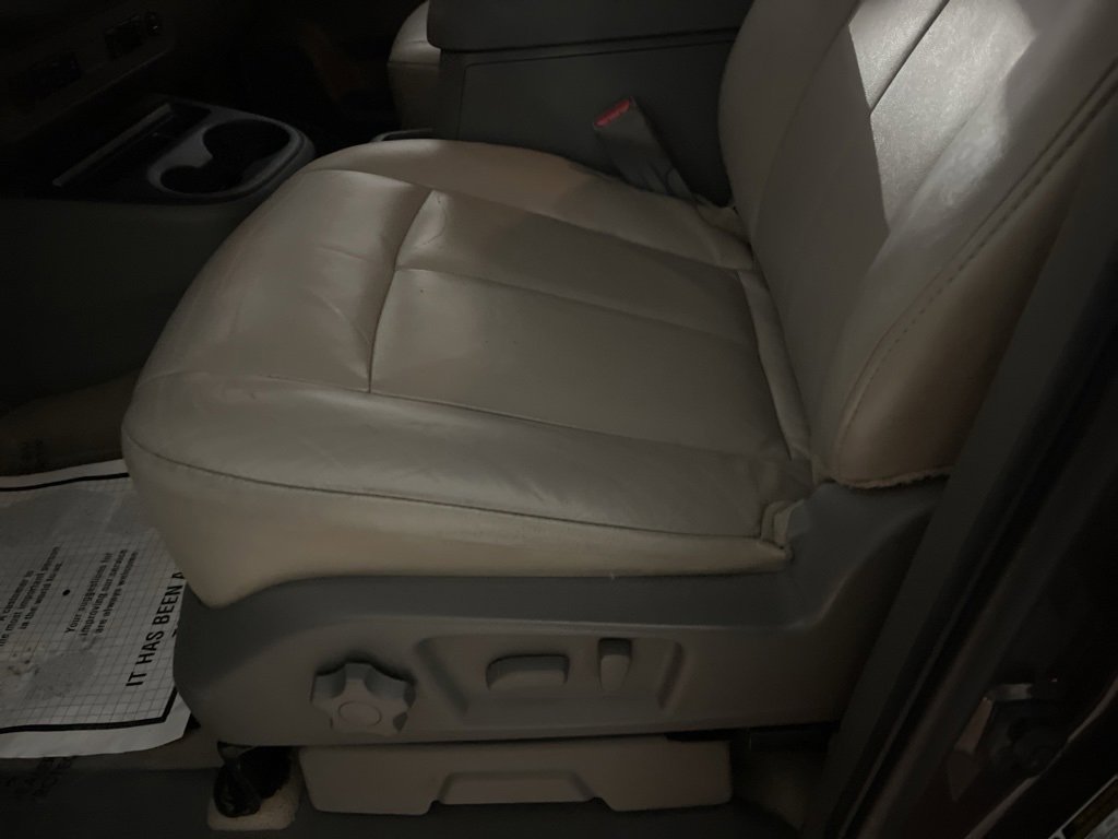 Used 2014 Nissan NV 3500 SL w/ Technology Package image 23