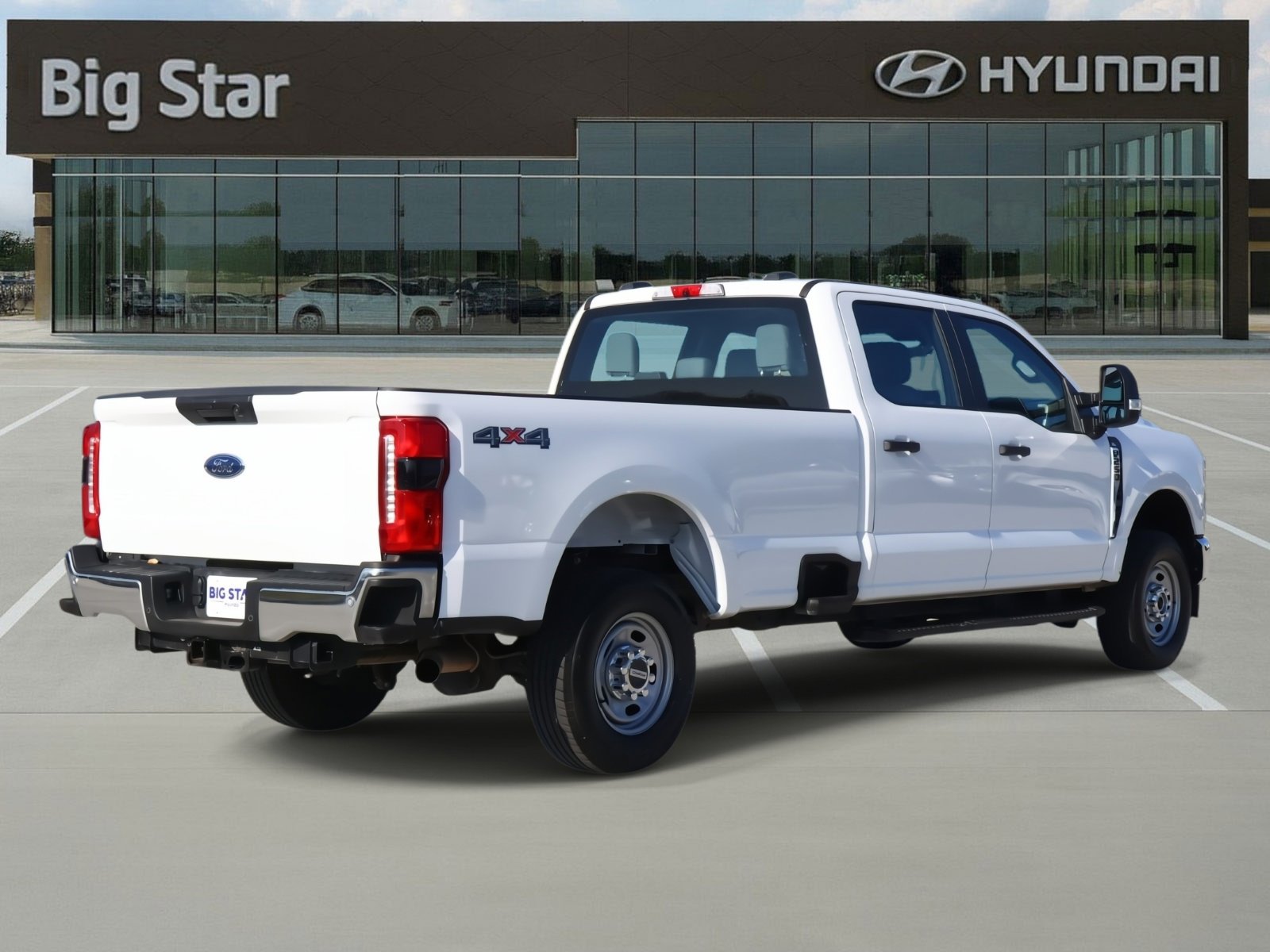 Used 2024 Ford F250 XL w/ 360-Degree Camera Package image 4