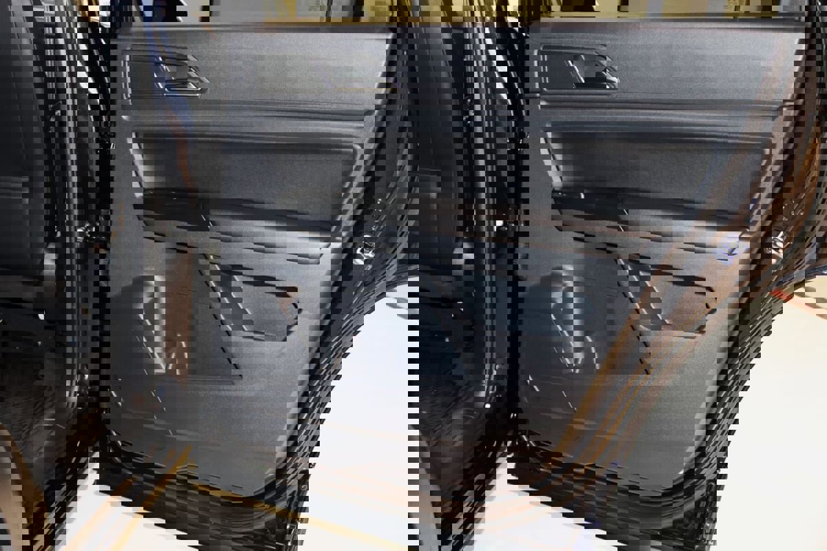 Used 2020 Volkswagen Atlas Cross Sport SEL image 60