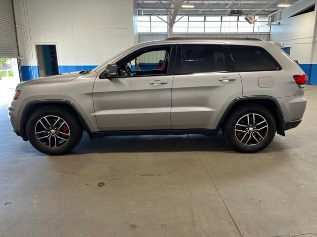 Used 2018 Jeep Grand Cherokee Trailhawk AWD/4WD image 6