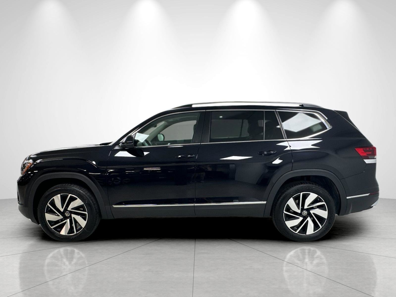 New 2026 Volkswagen Atlas SEL AWD/4WD image 2