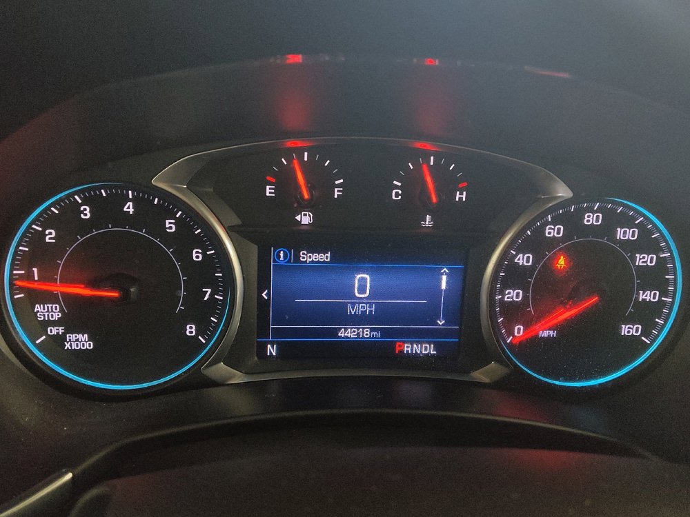 Used 2020 Chevrolet Equinox LT w/ Driver Convenience Package image 23