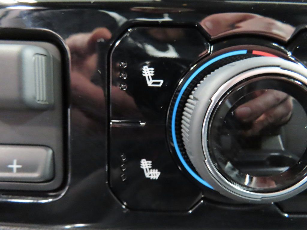 Used 2025 Chevrolet Silverado 2500 LT image 63