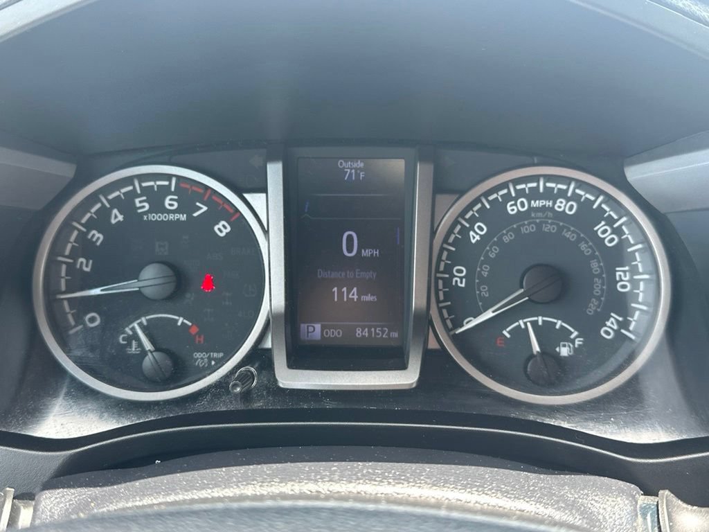 Used 2020 Toyota Tacoma Limited AWD/4WD image 23