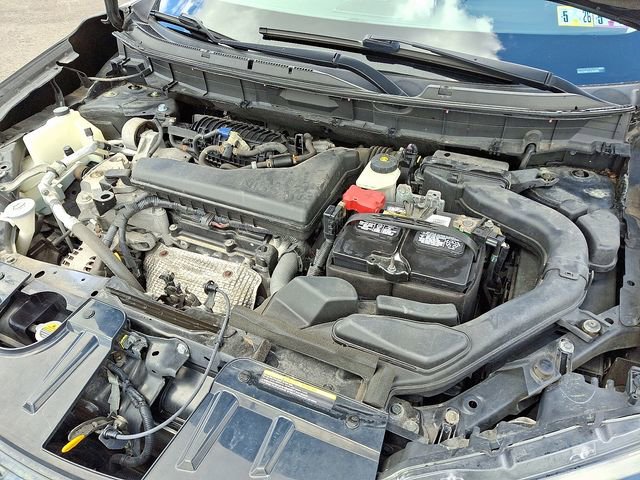 Used 2018 Nissan Rogue SV w/ Sun & Sound Touring Package image 26