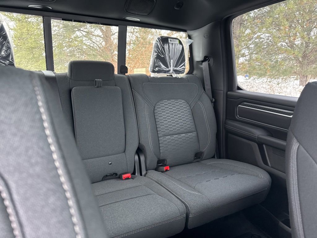 New 2026 RAM 1500 4x4 Crew Cab image 49