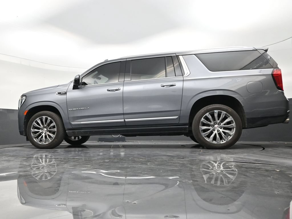 Used 2021 GMC Yukon XL Denali w/ Denali Premium Package RWD image 21