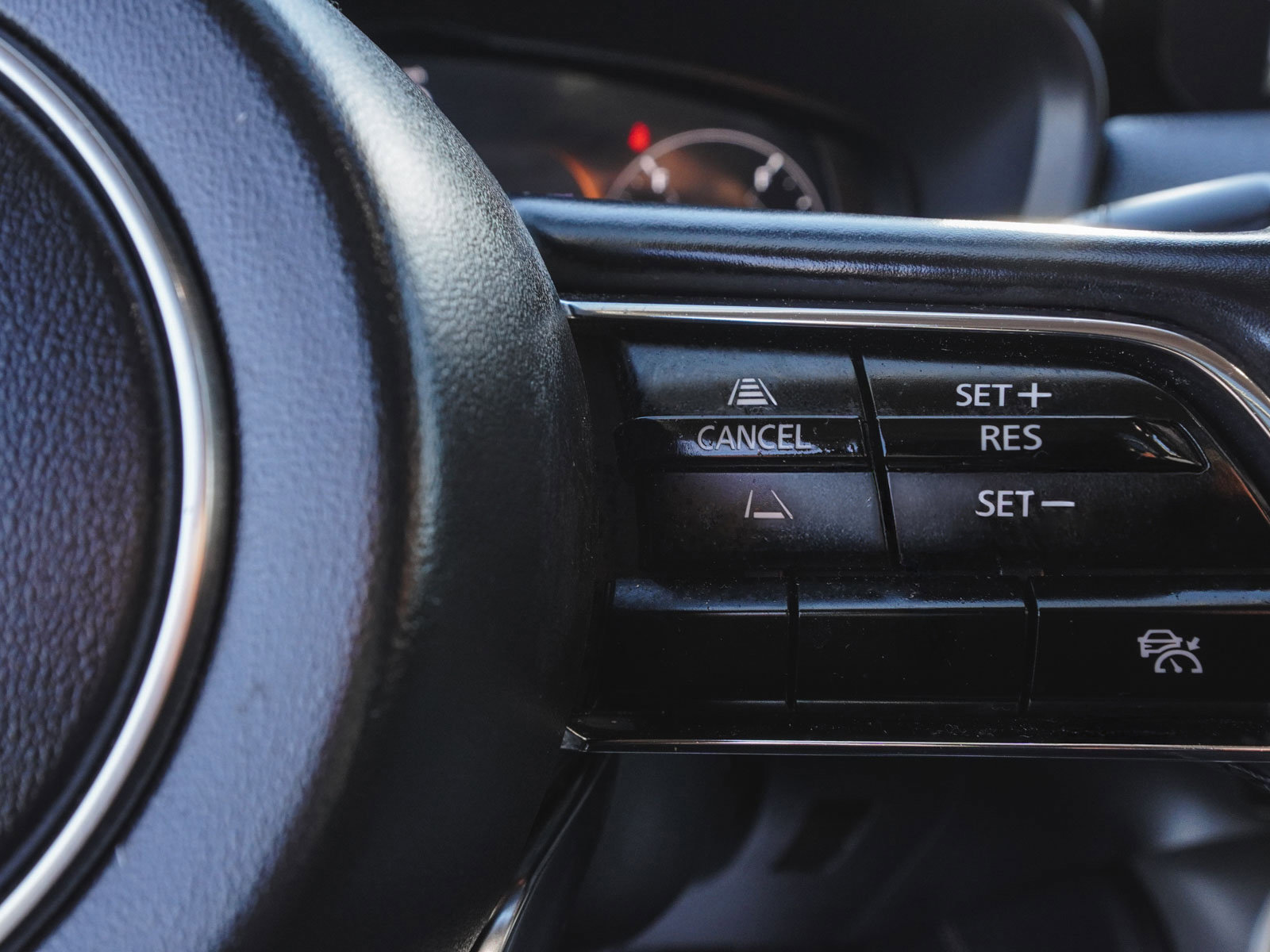 Used 2024 MAZDA CX-90 Plug-In Hybrid w/ Premium Pkg image 24