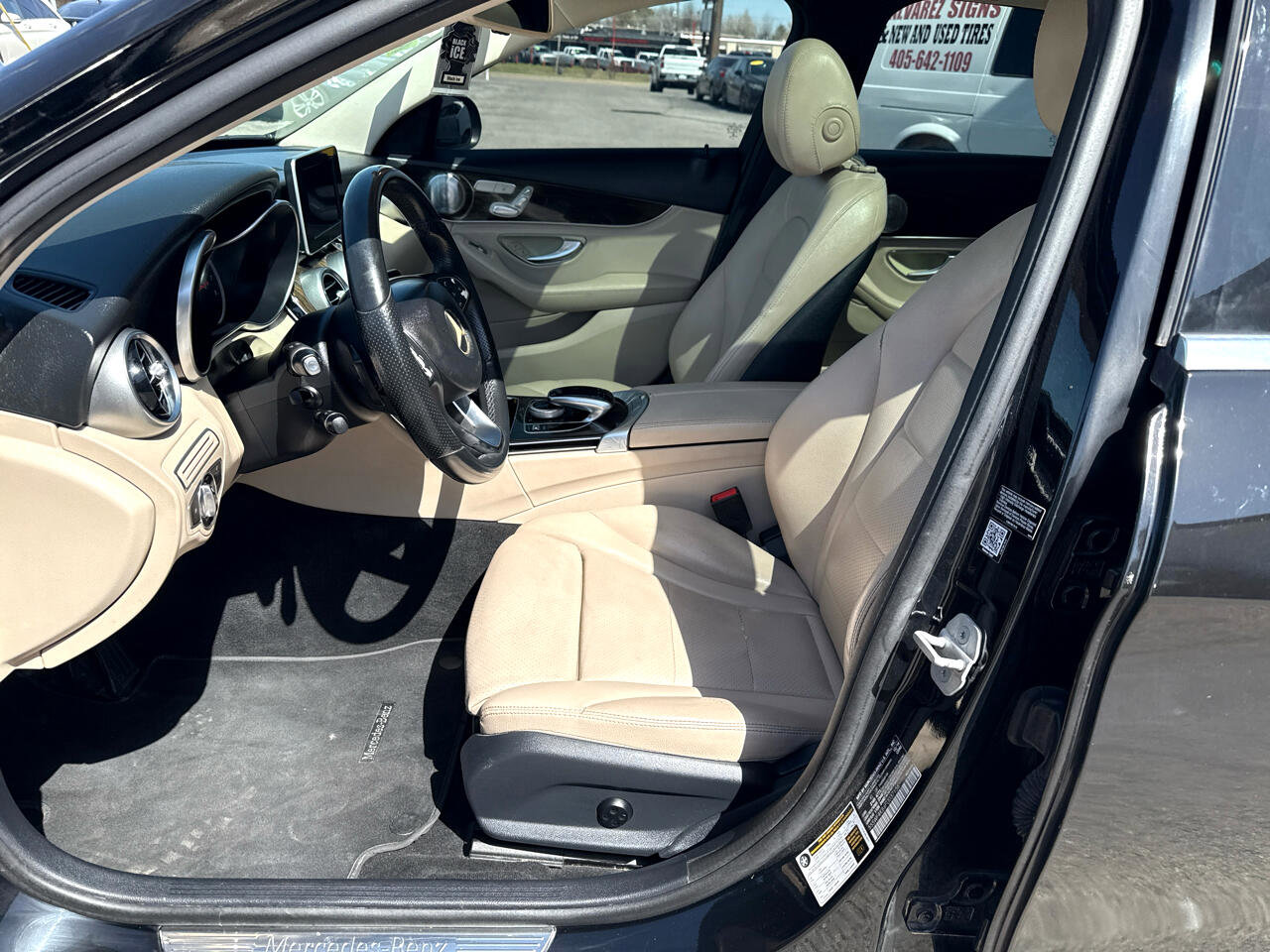 Used 2015 Mercedes-Benz C 300 4MATIC Sedan image 9