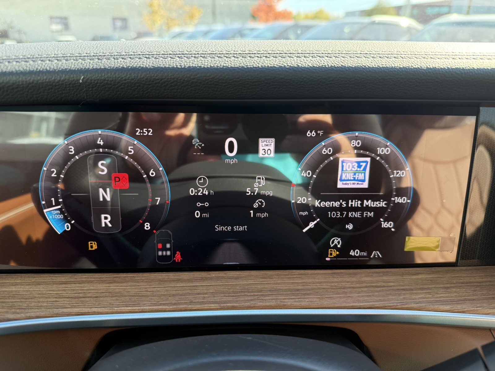 New 2026 Volkswagen Tiguan SEL R-Line image 15