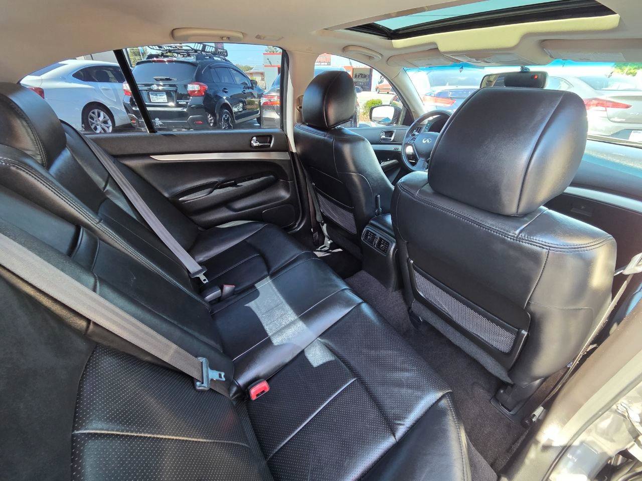 Used 2013 INFINITI G37 x Sedan w/ Premium Pkg AWD/4WD image 13