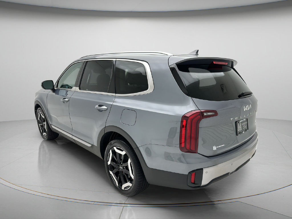 Used 2025 Kia Telluride S AWD/4WD image 7