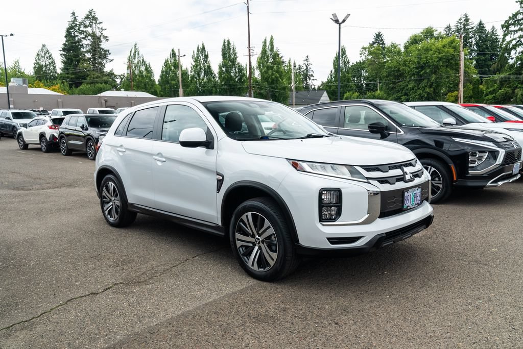 Used 2023 Mitsubishi Outlander Sport ES AWD/4WD image 27