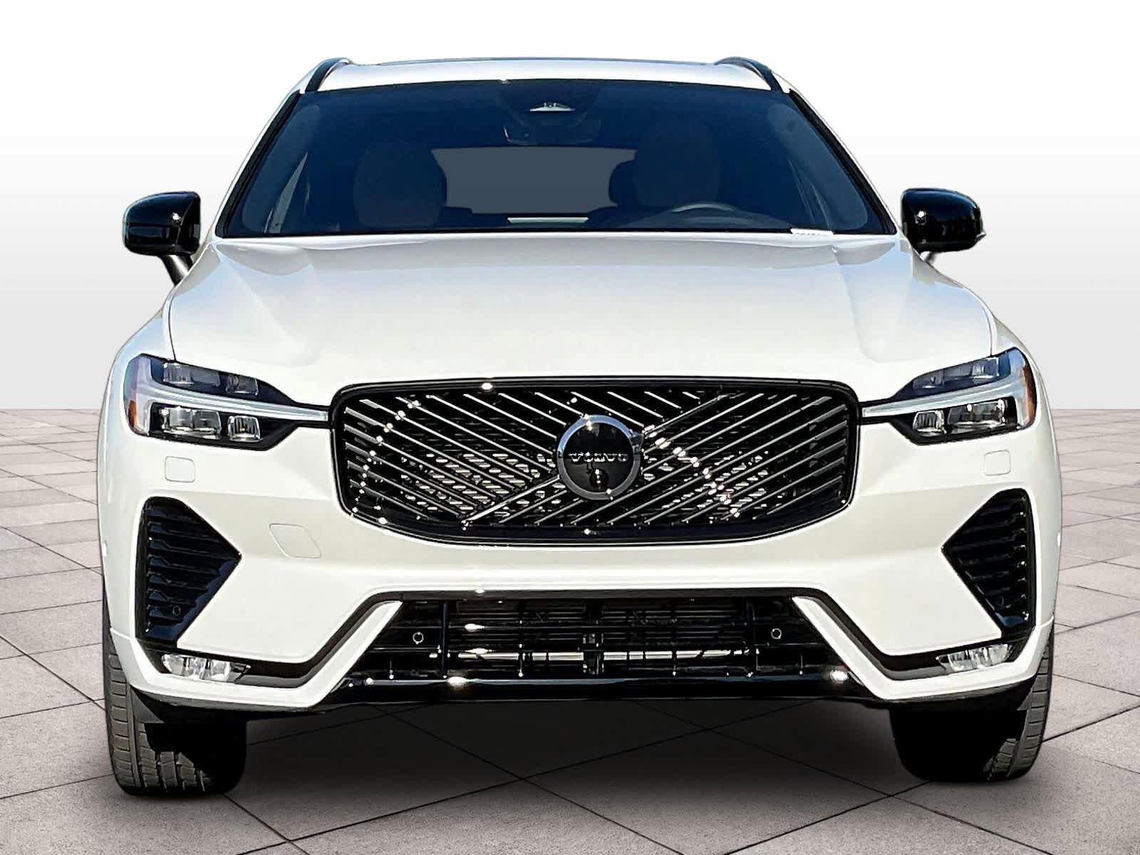 New 2026 Volvo XC60 B5 Plus w/ Climate Package AWD/4WD image 5