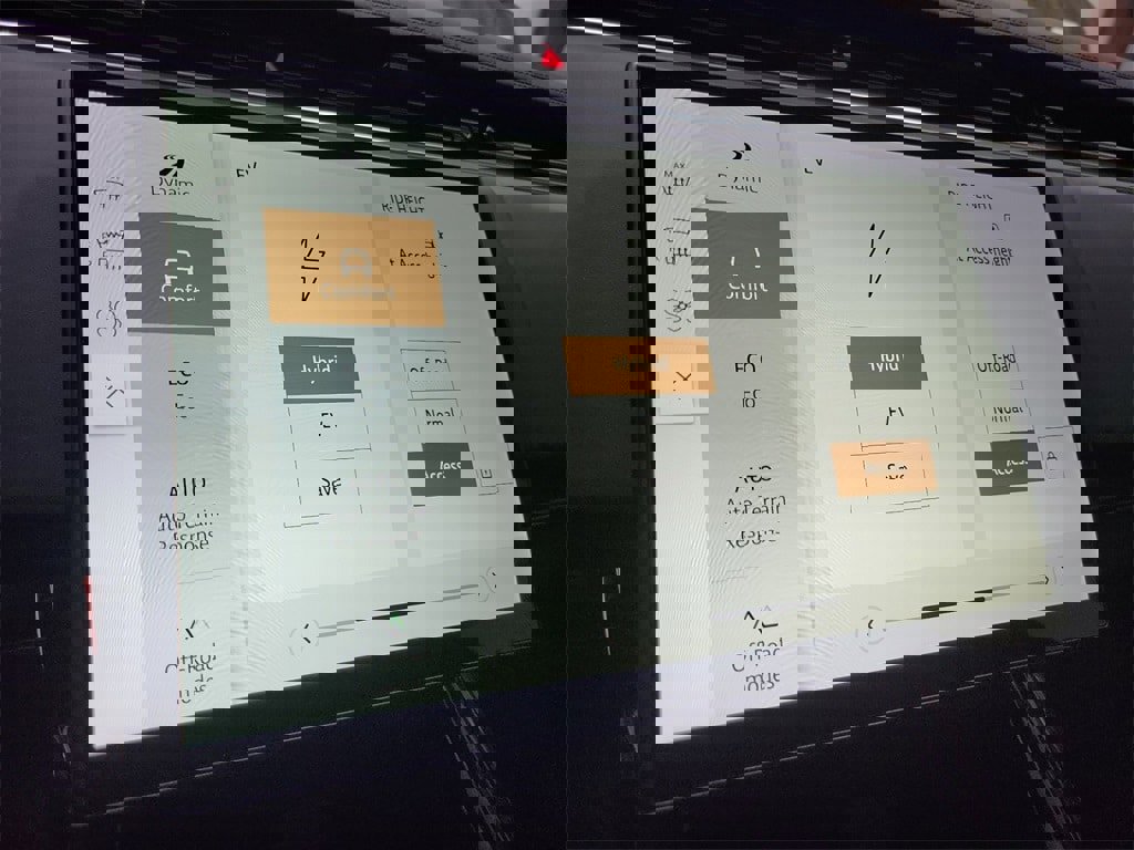 New 2025 Land Rover Range Rover Sport Dynamic SE image 34