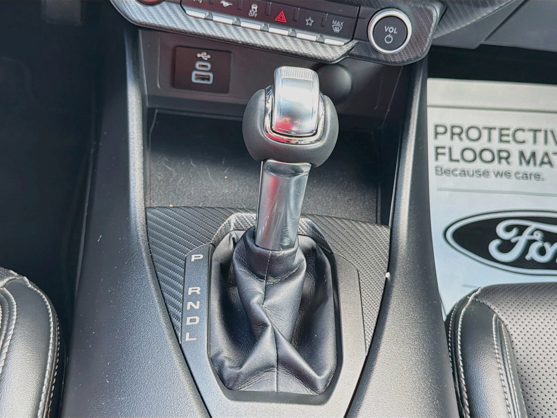 Used 2026 Ford Mustang Premium RWD image 17