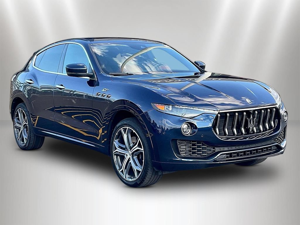 Used 2023 Maserati Levante GT AWD/4WD image 3
