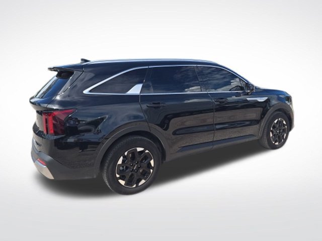 Used 2025 Kia Sorento S w/ Panoramic Sunroof Package FWD image 3
