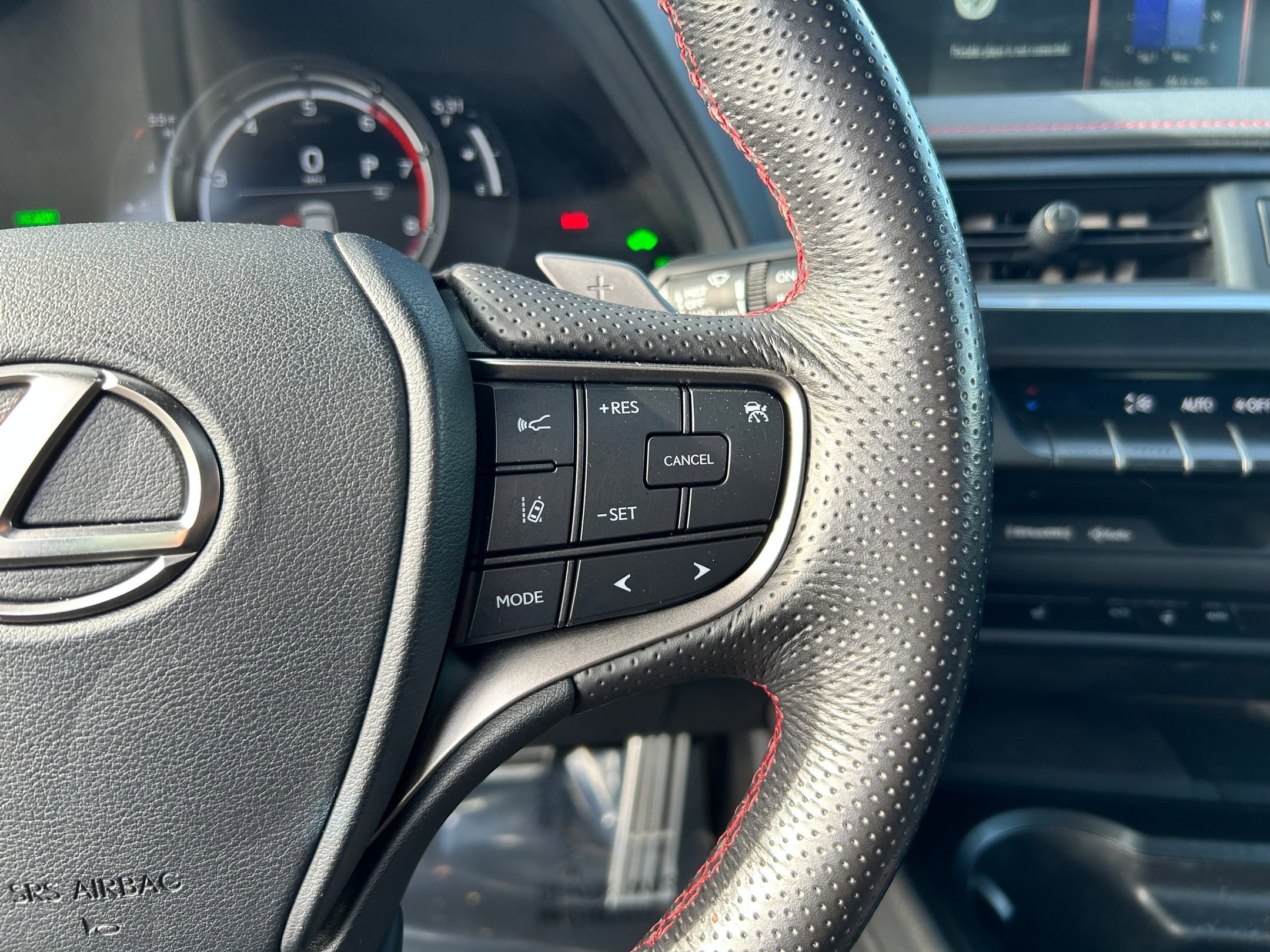 Used 2019 Lexus UX 250h F Sport w/ F Sport Premium Package image 13