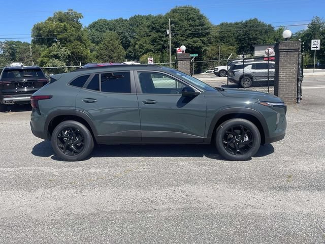 New 2026 Chevrolet Trax LT w/ Driver Confidence Package FWD video 2
