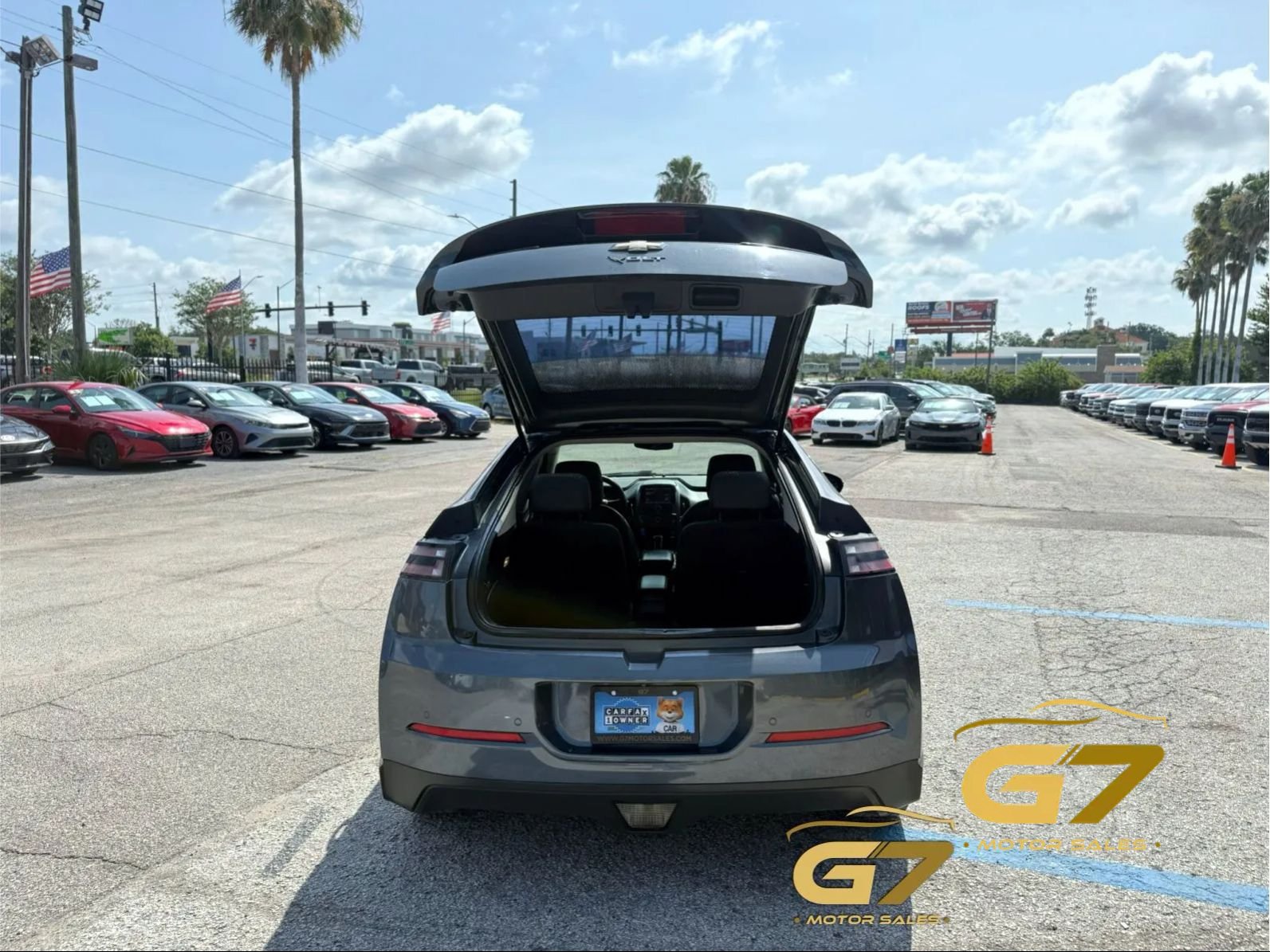 Used 2013 Chevrolet Volt Premium w/ Premium Trim Package FWD image 4