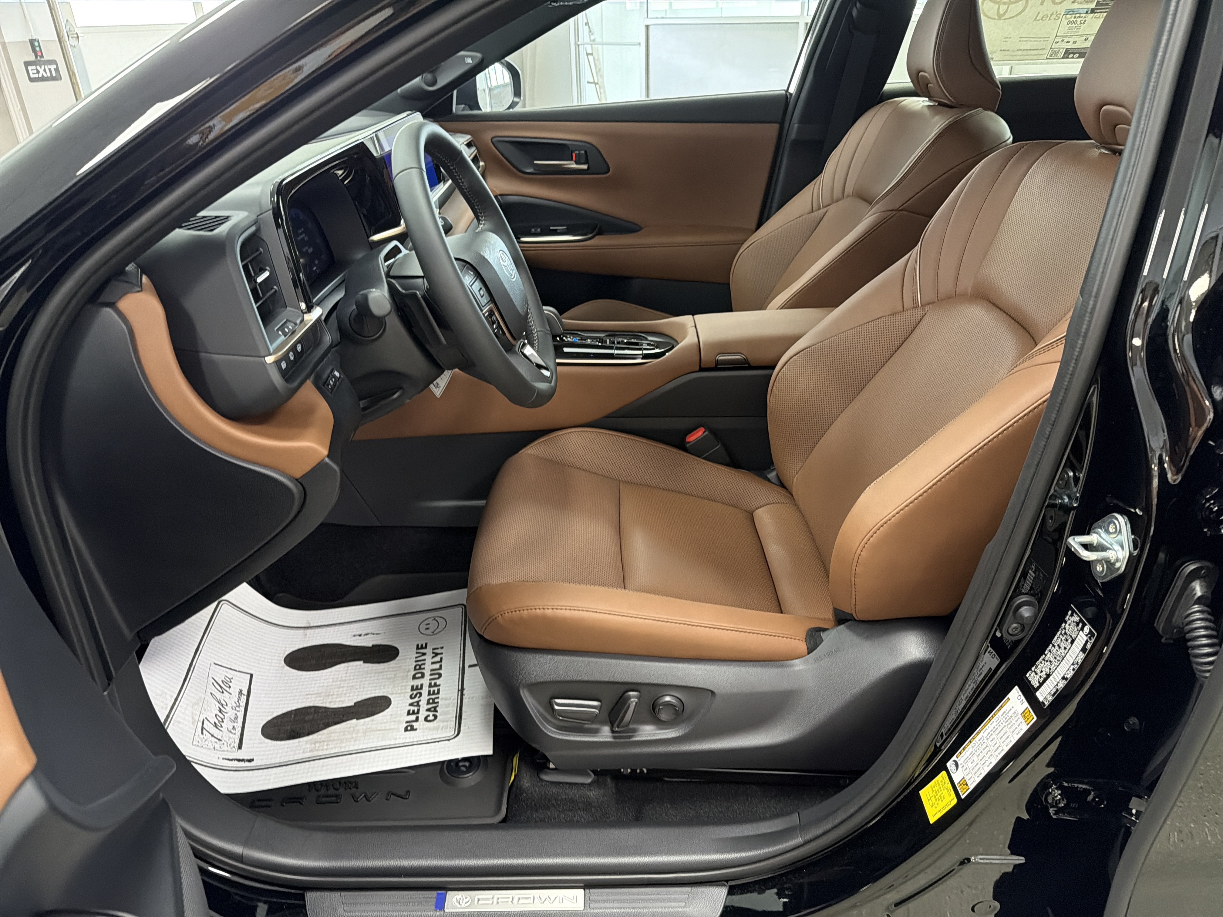 New 2026 Toyota Crown Signia AWD/4WD image 21