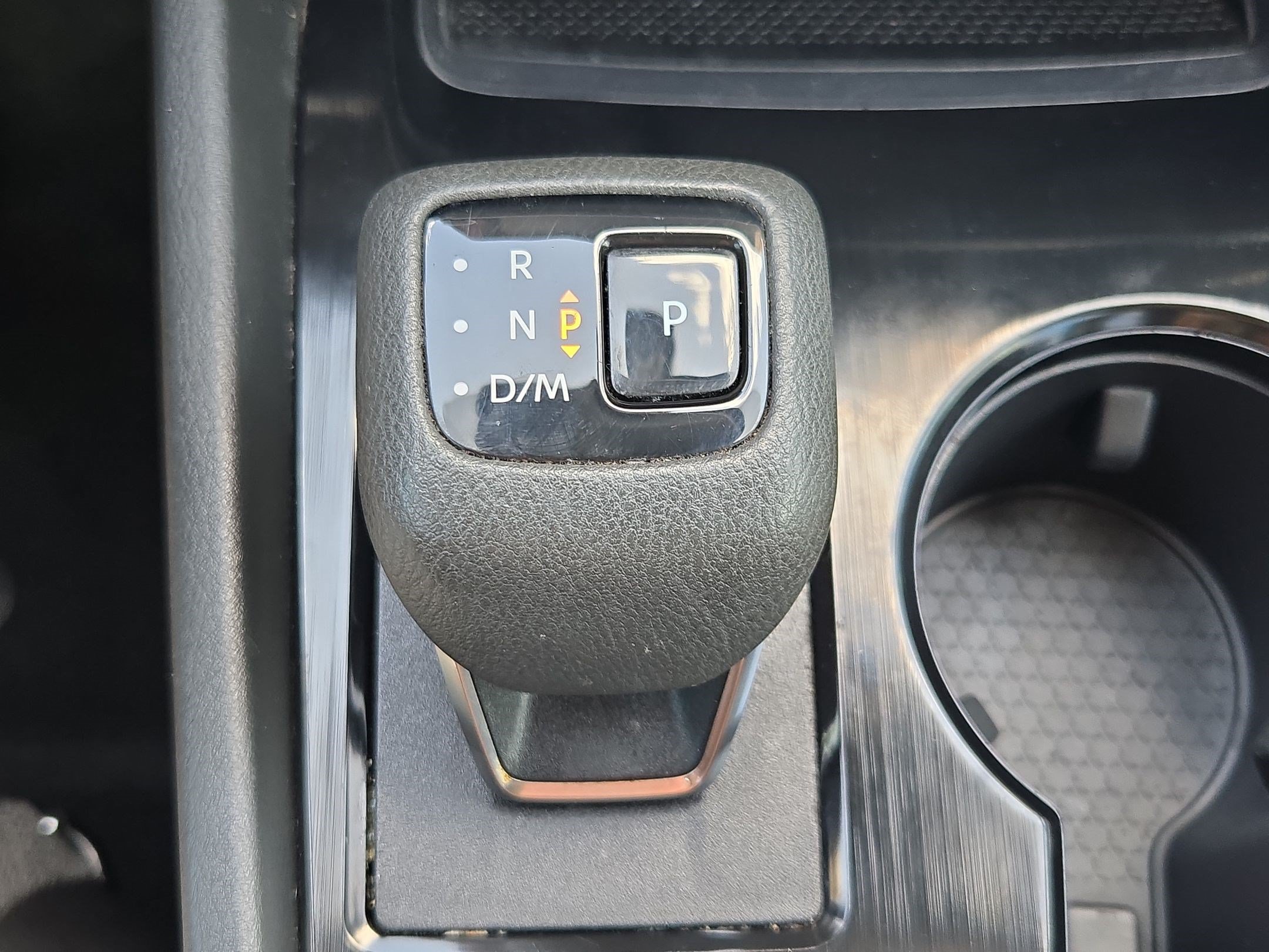Used 2023 Nissan Rogue SV FWD image 27