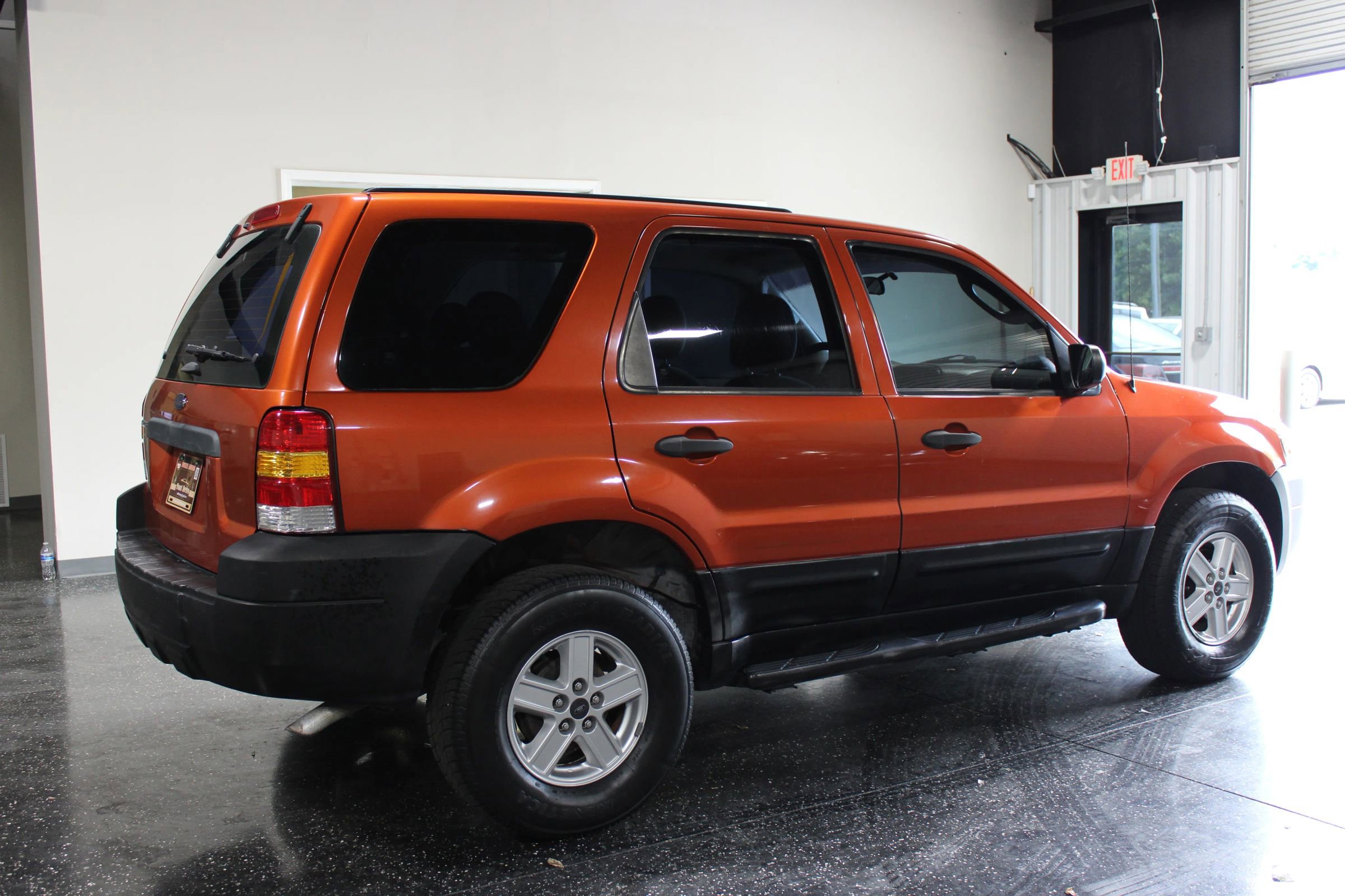 Used 2007 Ford Escape XLS FWD image 3