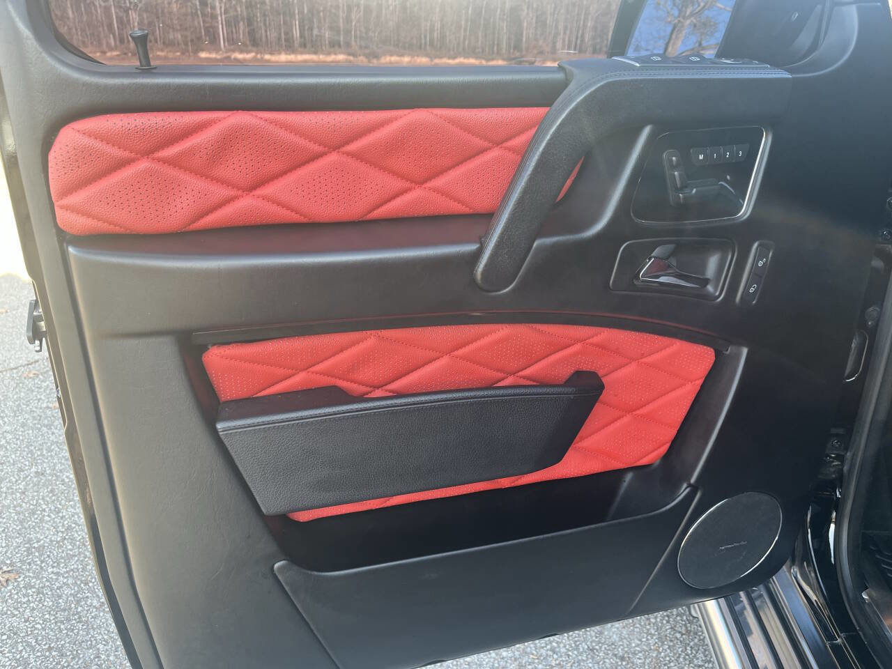 Used 2017 Mercedes-Benz G 550 image 18